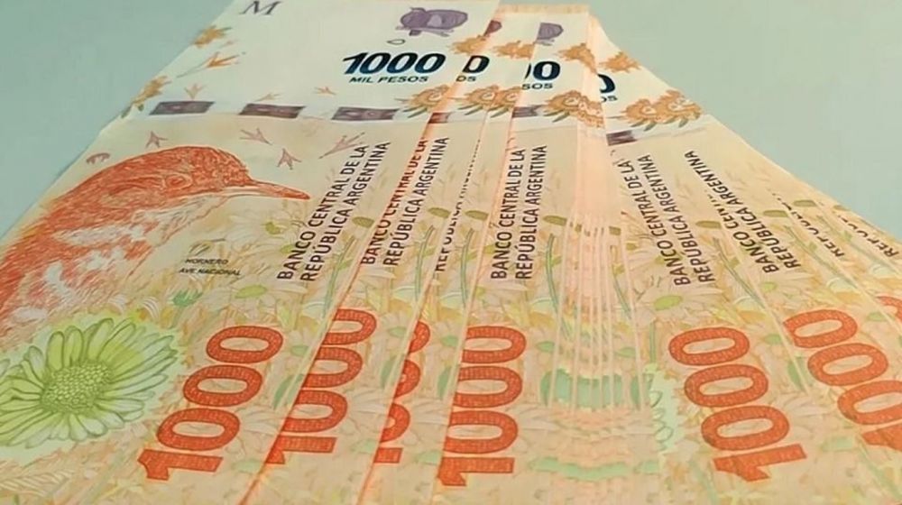 Empleados públicos provinciales recibieron incrementos salariales de entre el 79 y 105%