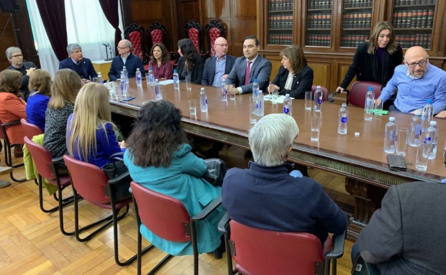 Valdés se sumó a la firma con rectores y Patricia Bullrich de un documento en defensa de la universidad pública