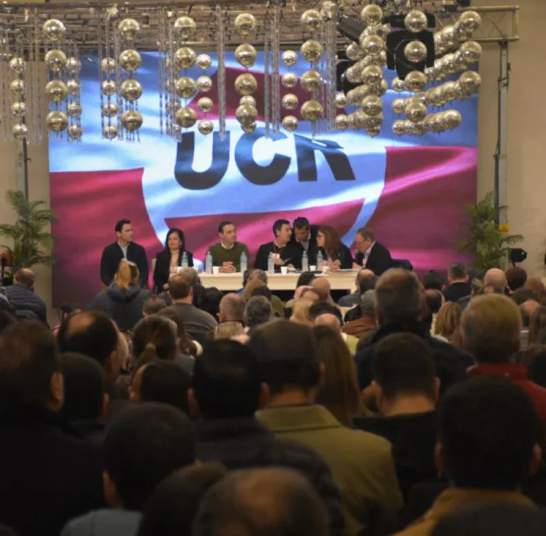 La UCR se reunió en Convención y ratificó el proyecto aliancista de Vamos Corrientes