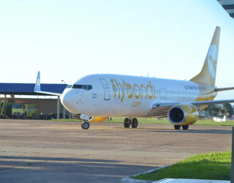 En el último mes, Flybondi operó solo cinco vuelos a Corrientes