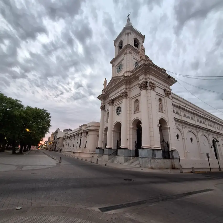 Martes con cielo mayormente nublado y ambiente fresco: el pronóstico para este 2 de junio en Corrientes
